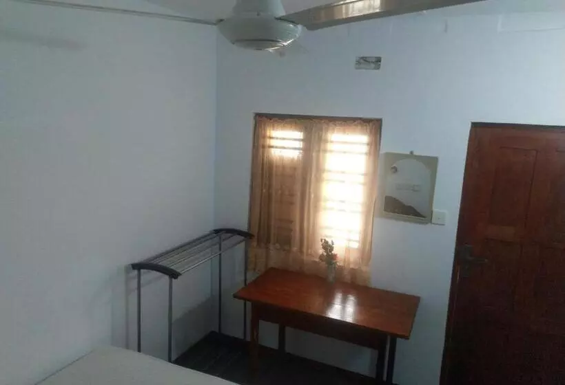 ペンション Nethusaliguesthouse