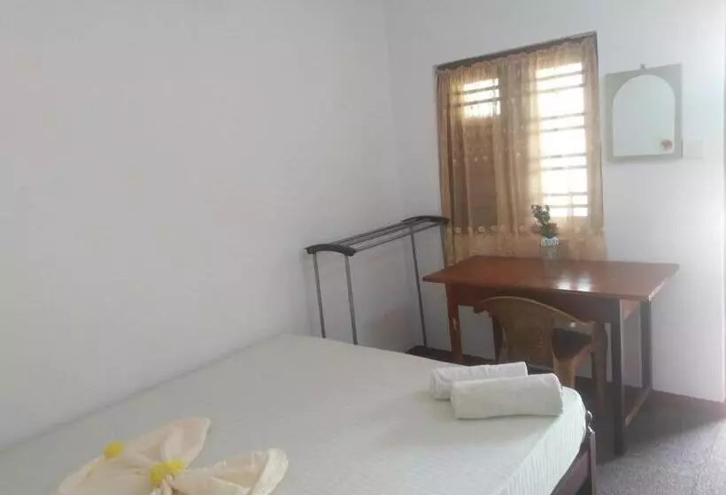 ペンション Nethusaliguesthouse