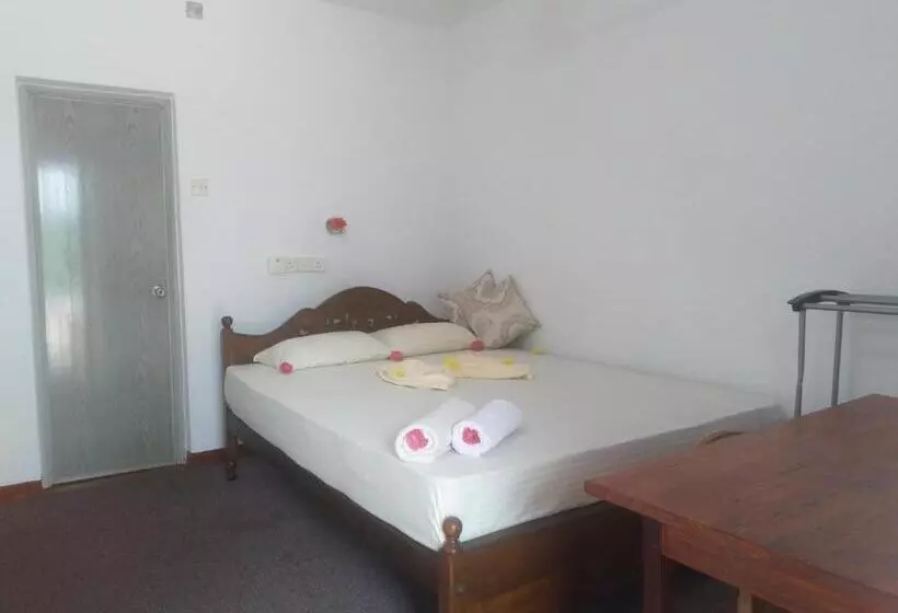 ペンション Nethusaliguesthouse