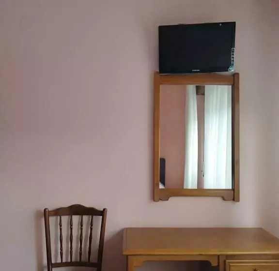 Retkeilymaja Hostal La Parrilla