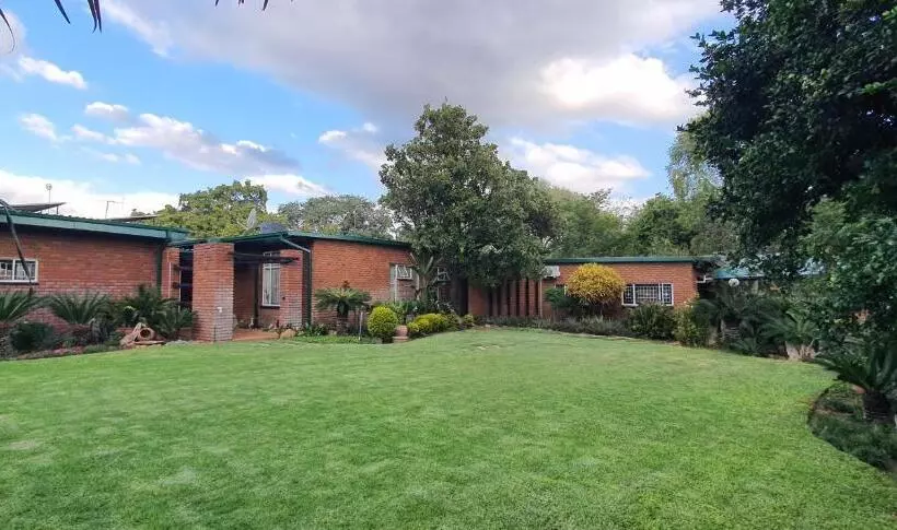 ベッドアンドブレックファースト Emani Guest House