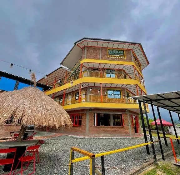 Casona Hotel La Divisa