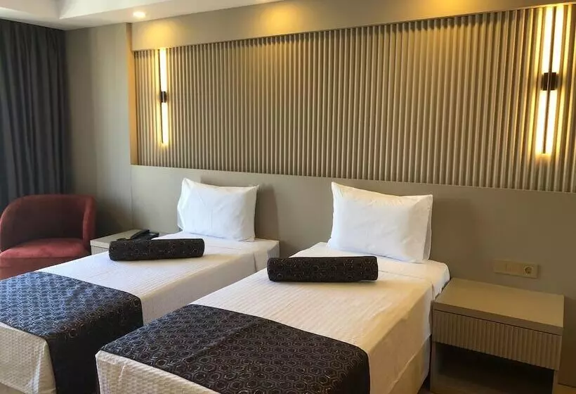 هتل Grand İska Palace