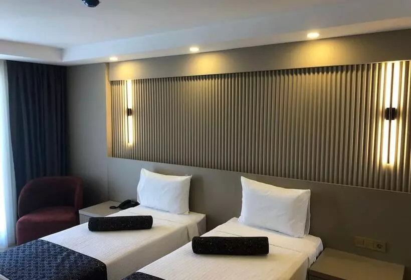 هتل Grand İska Palace