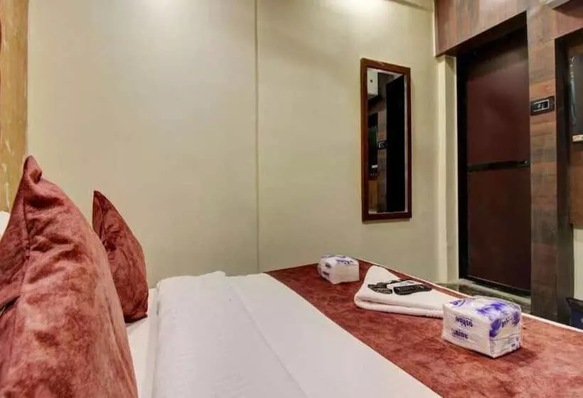 هتل Versova Inn