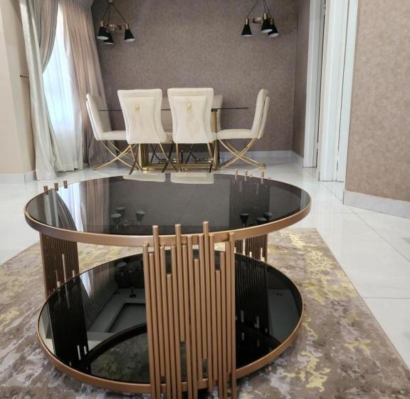 تختخواب و صبحانه Josmot Guest House