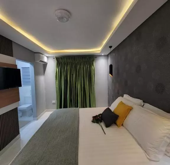تختخواب و صبحانه Josmot Guest House