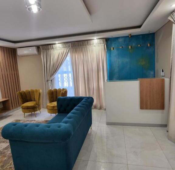 تختخواب و صبحانه Josmot Guest House