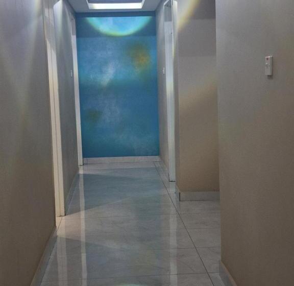 تختخواب و صبحانه Josmot Guest House