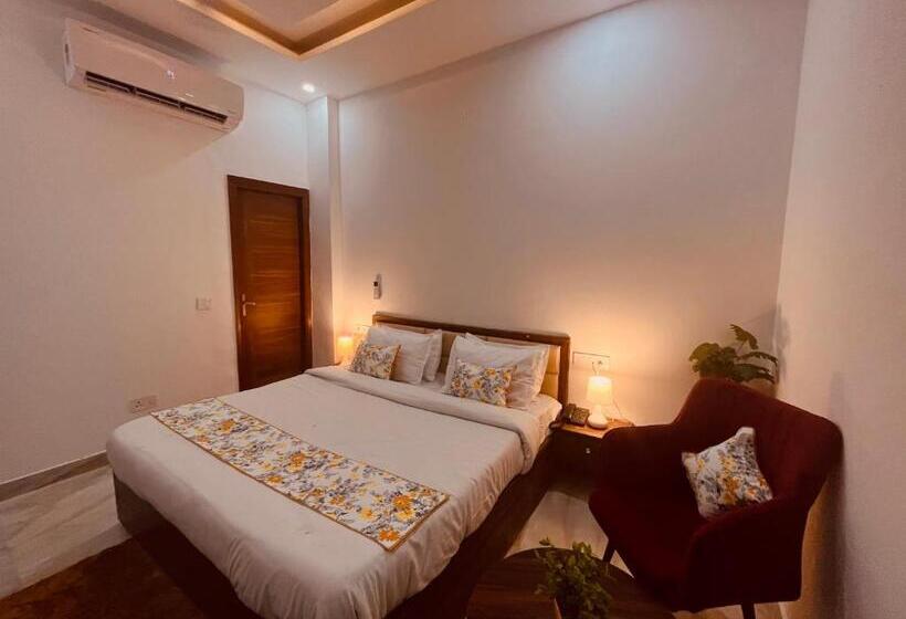 ホテル Triple Residency, Zirakpur