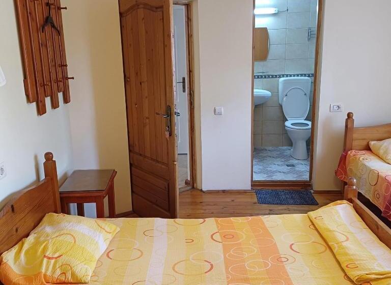 پانسیون Vila Maria Eca