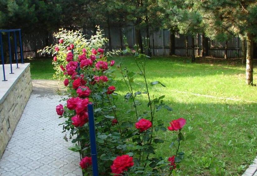 پانسیون Vila Maria Eca