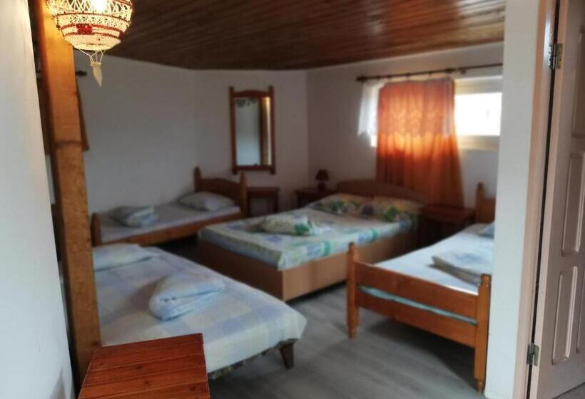 پانسیون Vila Maria Eca