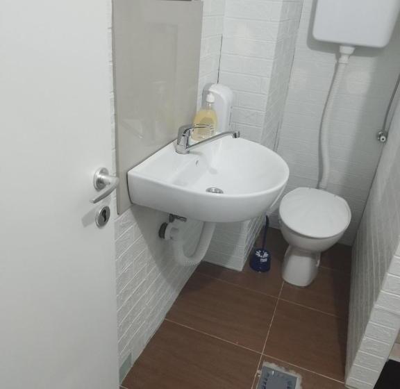 تختخواب و صبحانه Panorama Prva