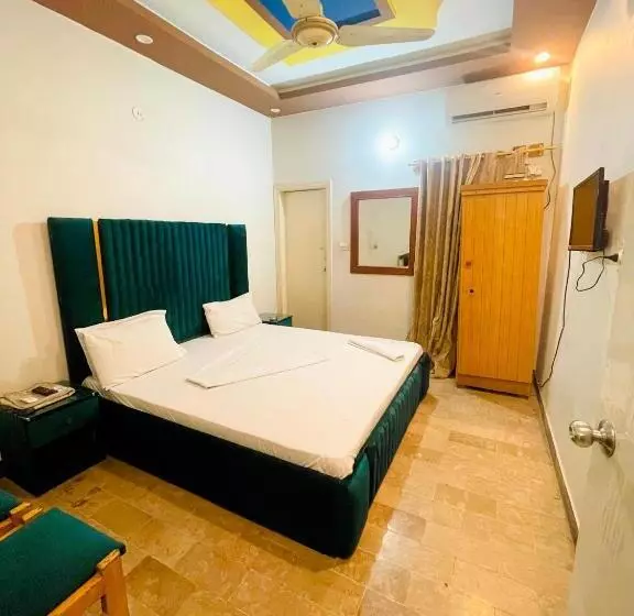 تختخواب و صبحانه Rehaish Inn