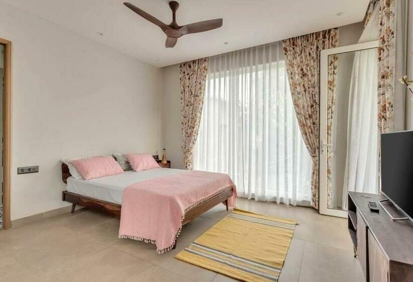 בית מלון כפרי Manali Heritage