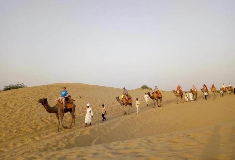 בית מלון כפרי Jaisalmer Desert Camps &resort