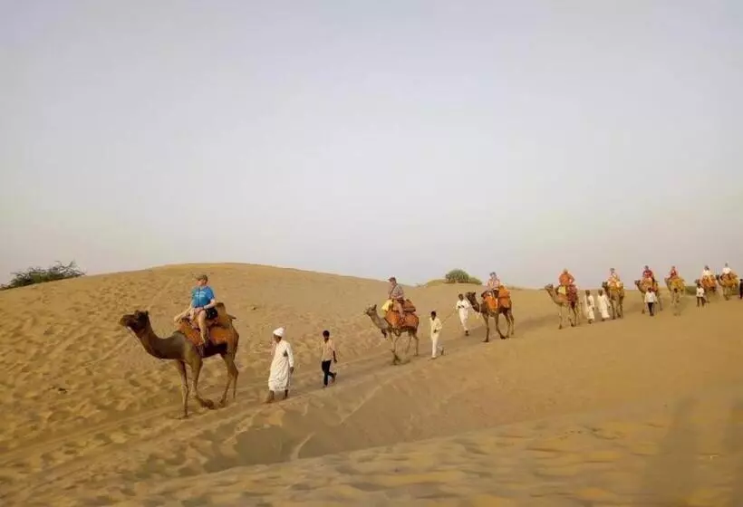 ホテル Jaisalmer Desert Camps &resort
