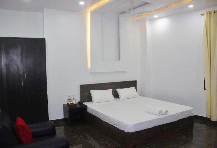 호텔 Nilima Palace