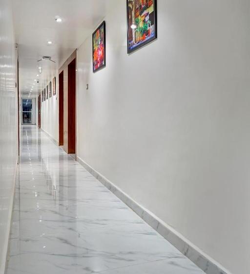 Hotel Omkar Executive