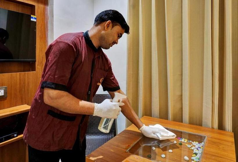 Hotel Omkar Executive