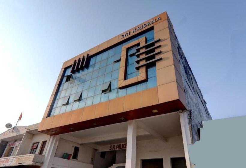 هتل Oyo Flagship Sri Krishna Palace