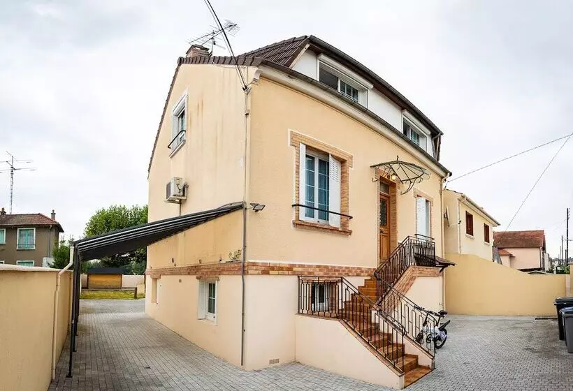 Résidence Hélios Paris Orly Aéroport