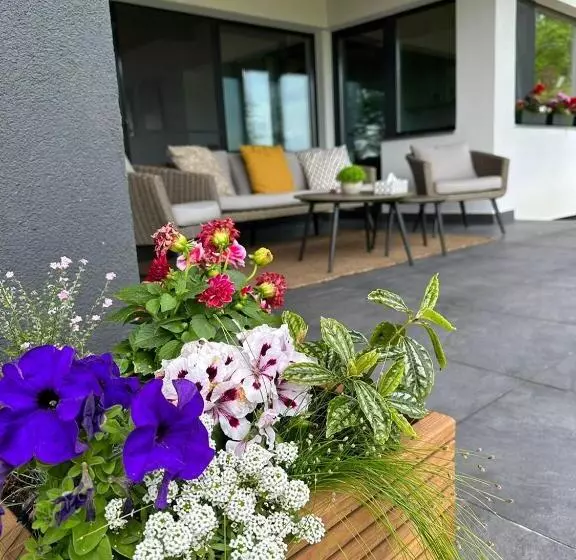 Hotelli Agropensiunea La Gradina