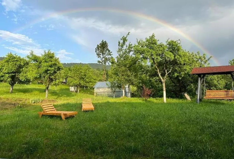 Hotelli Agropensiunea La Gradina