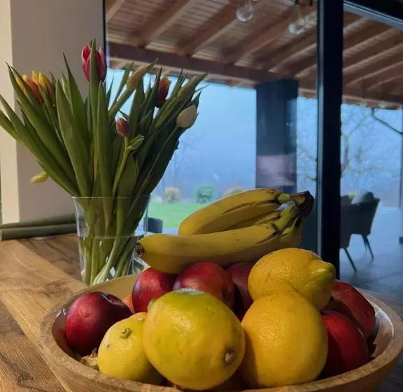 Hotelli Agropensiunea La Gradina