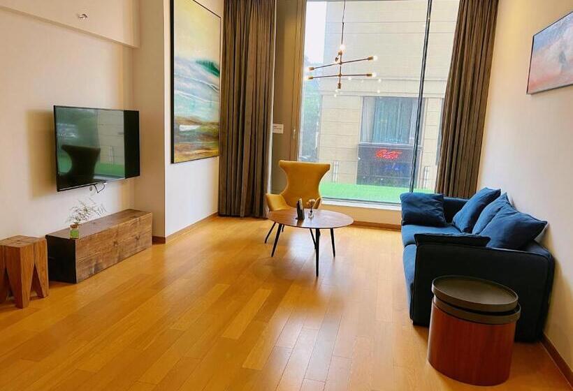 בית מלון כפרי Boutique Houtel Shanghai Lujiazui