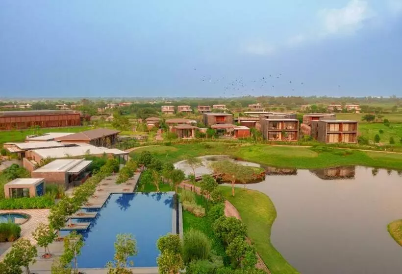 Hotelli Mysa Zinc Journey By The Fern, Nani Devati