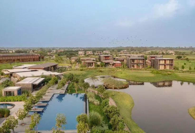 Hotelli Mysa Zinc Journey By The Fern, Nani Devati