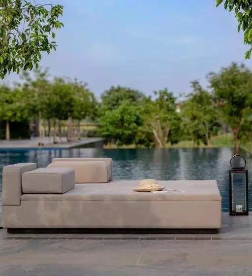 Hotelli Mysa Zinc Journey By The Fern, Nani Devati