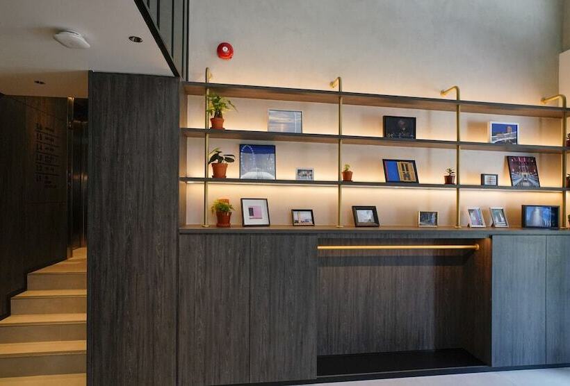 هتل St Signature Bugis Middle