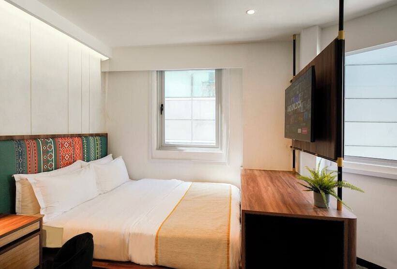 هتل St Signature Bugis Middle