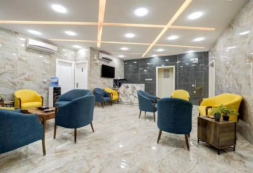 هتل Three Palms Suites