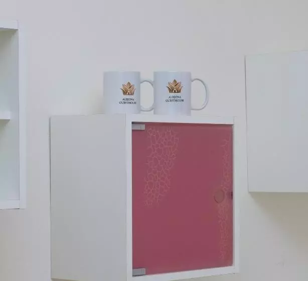 ペンション Albjona Guesthouse
