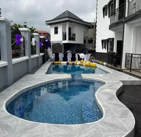 پانسیون Deluxe Mansion