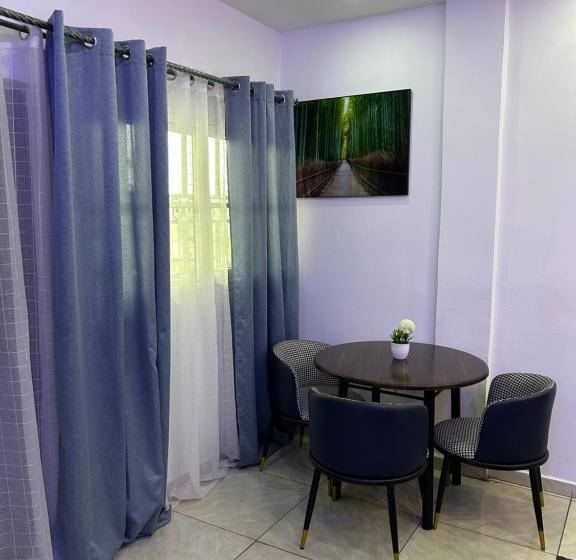 پانسیون Deluxe Mansion