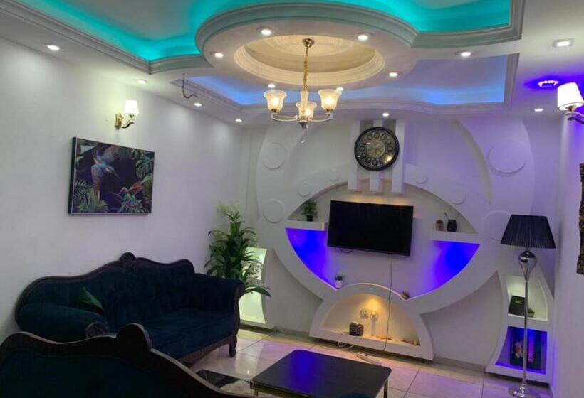 پانسیون Deluxe Mansion