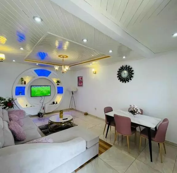 پانسیون Deluxe Mansion