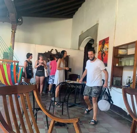 هاستل Hostal Don Gato