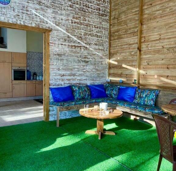 تختخواب و صبحانه Casa Mano Juan