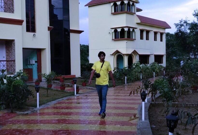 Hotelli Mayabon Resort Bolpur