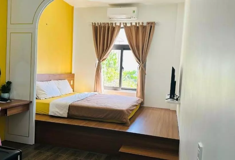هتل Na Hostel Hue