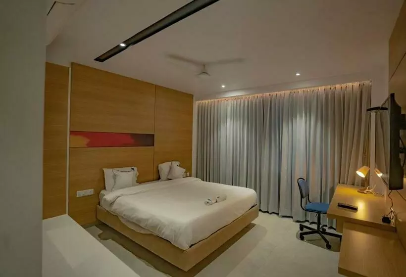 Hotelli Ocean Breeze Stay And Relax