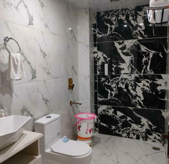 호텔 The Jains Resort