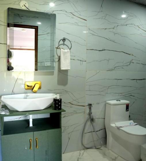 호텔 The Jains Resort