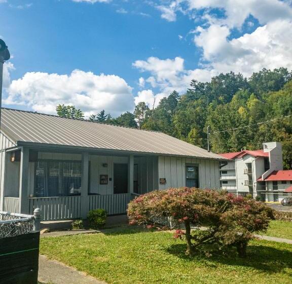 Отель Timber Ridge Lodge Gatlinburg